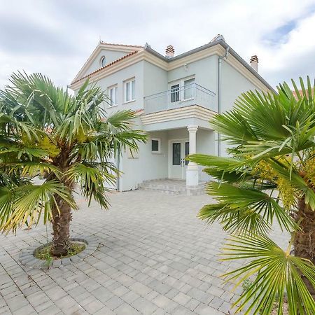 Apartment Canada Dream Vacation Срима Екстериор снимка