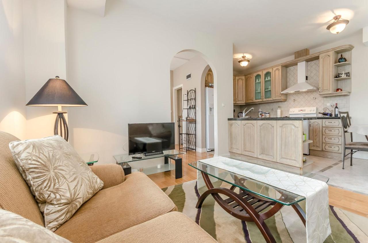 Apartment Canada Dream Vacation Срима Екстериор снимка