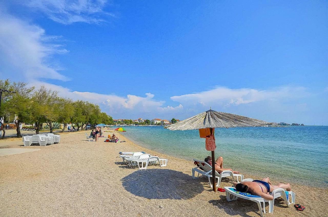 Apartment Canada Dream Vacation Срима Екстериор снимка