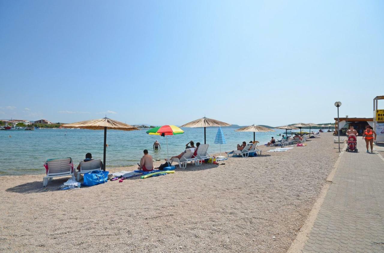 Apartment Canada Dream Vacation Срима Екстериор снимка